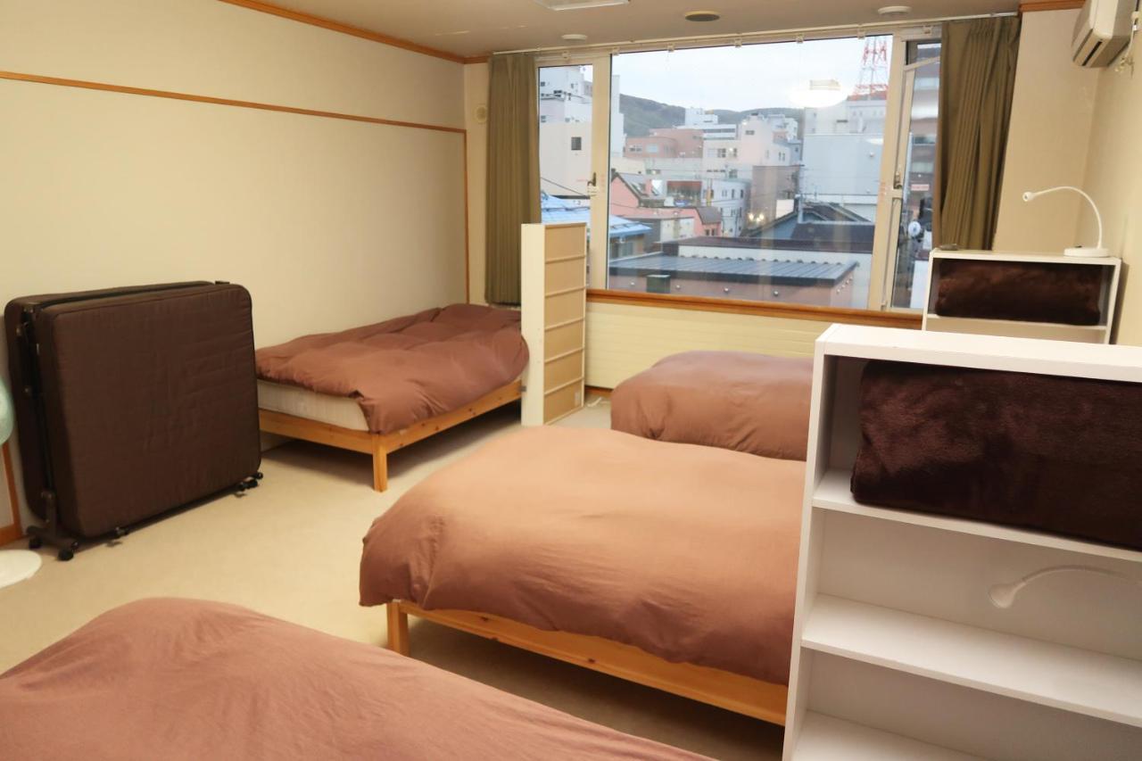 Otaru Ekimae Guest House Ito Exterior foto